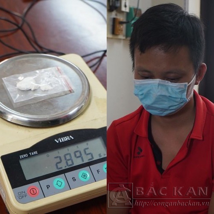 Đi ôtô gặp công an, nam giáo viên liền nuốt ma túy vào bụng - Ảnh 1.