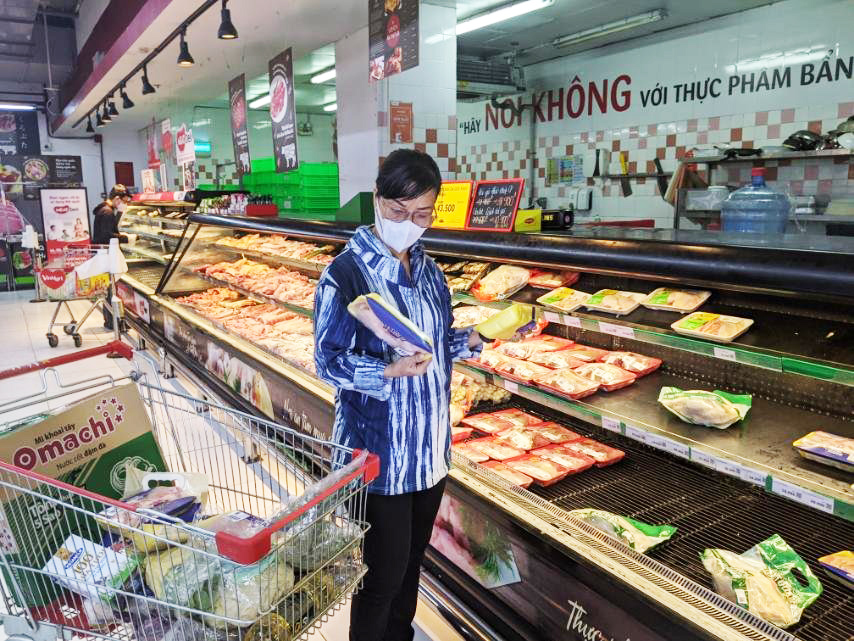 Đến cuối ngày 2-7: TP HCM tái mở cửa 5 cửa hàng tiện lợi, 3 siêu thị