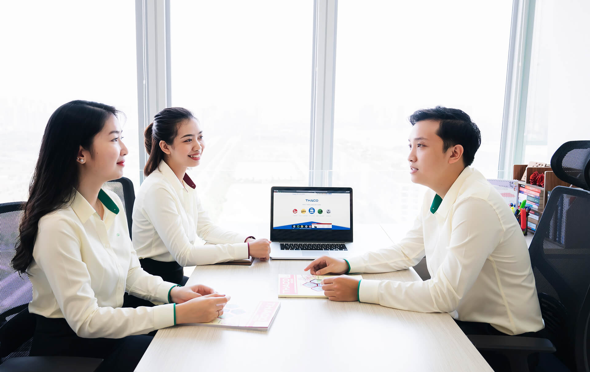 Bất chấp đại dịch, tuyển dụng vẫn tăng trưởng mạnh mẽ - Ảnh 1.