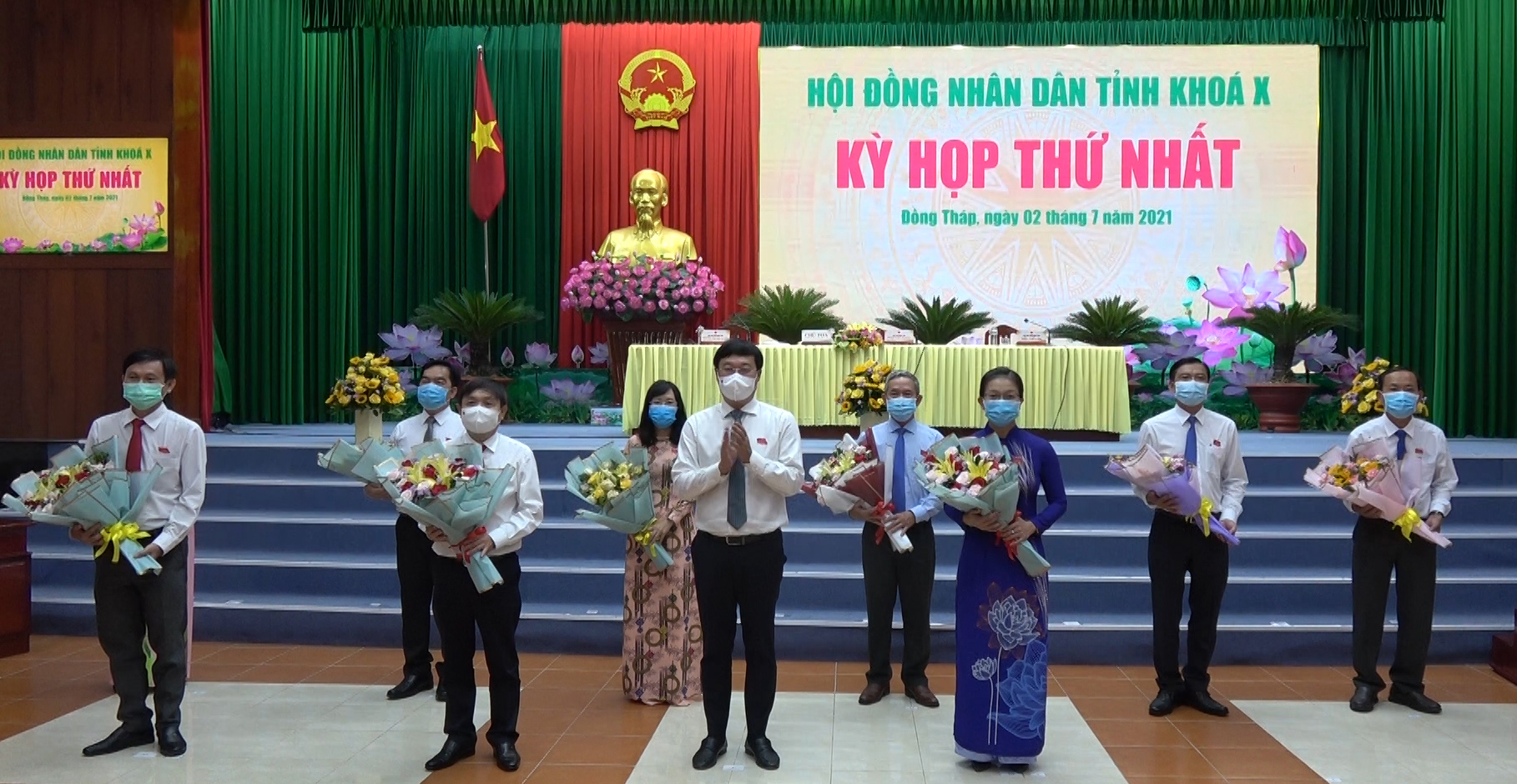 C&agrave; Mau c&oacute; t&acirc;n chủ tịch tỉnh, 2 l&atilde;nh đạo Đồng Th&aacute;p t&aacute;i đắc cử  - Ảnh 2.