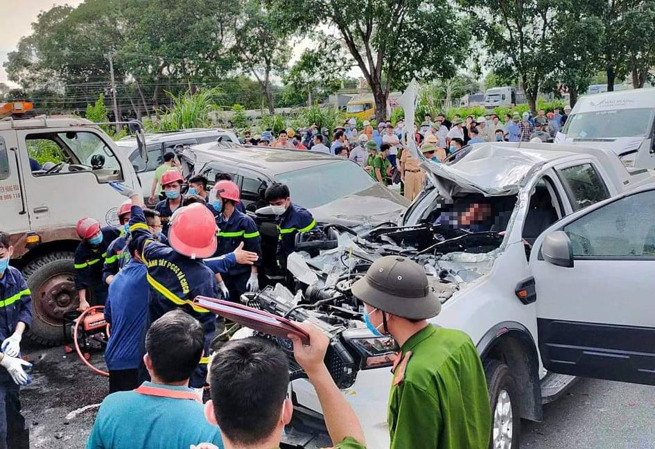 Vụ tai nạn li&ecirc;n ho&agrave;n giữa 9 &ocirc;t&ocirc; khiến 1 người chết: Do t&agrave;i xế xe bồn buồn ngủ? - Ảnh 3.