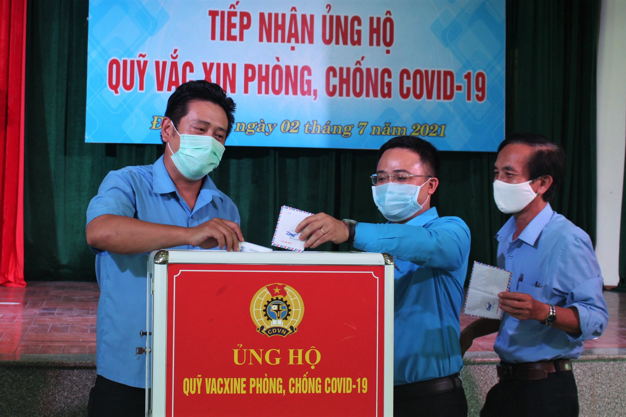 Đà Nẵng: Ủng hộ hơn 2,6 tỉ đồng cho quỹ vắc-xin công nhân