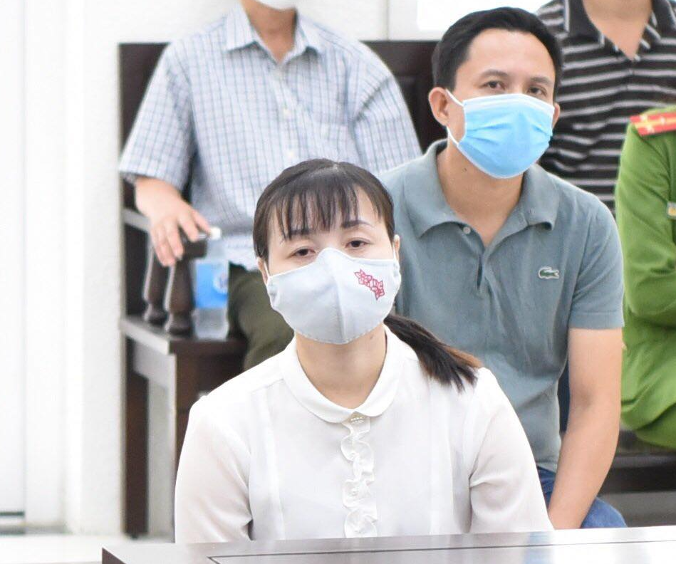 Nữ cảnh s&aacute;t lừa 3 CSGT hơn 1 tỉ đồng chạy kỷ luật - Ảnh 1.