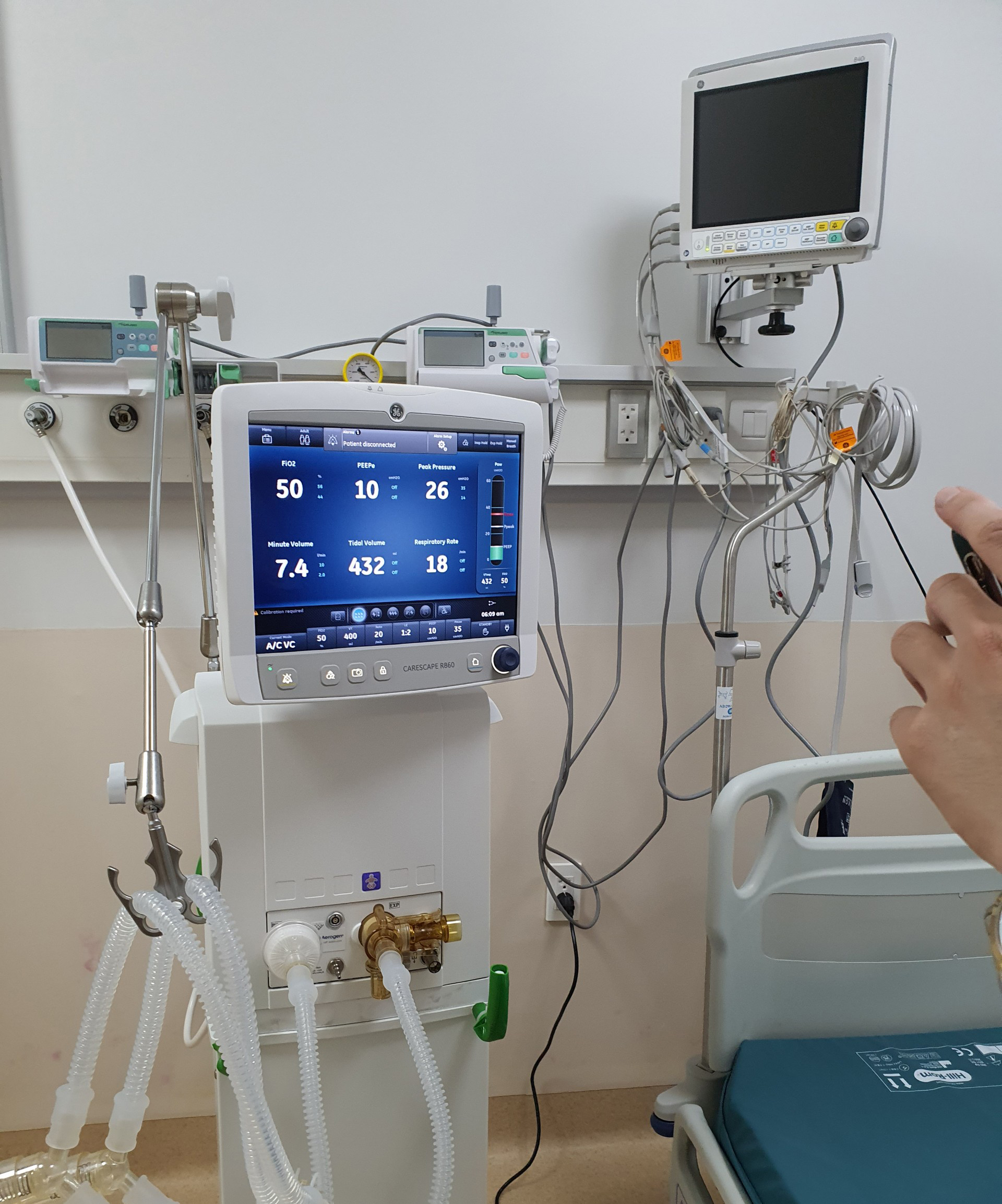 Covid-19: Thiết lập đường dây nóng hội chẩn và điều phối bệnh đến tất cả bệnh viện cấp 2 ở TP HCM