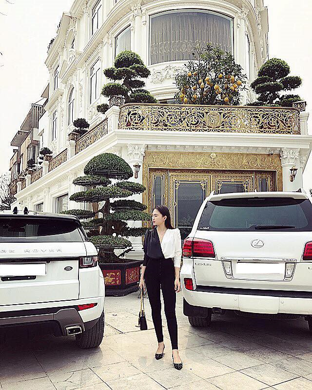 Vẻ đẹp sang chảnh của Hoa khôi Báo chí Vũ Phương Anh - Ảnh 4.