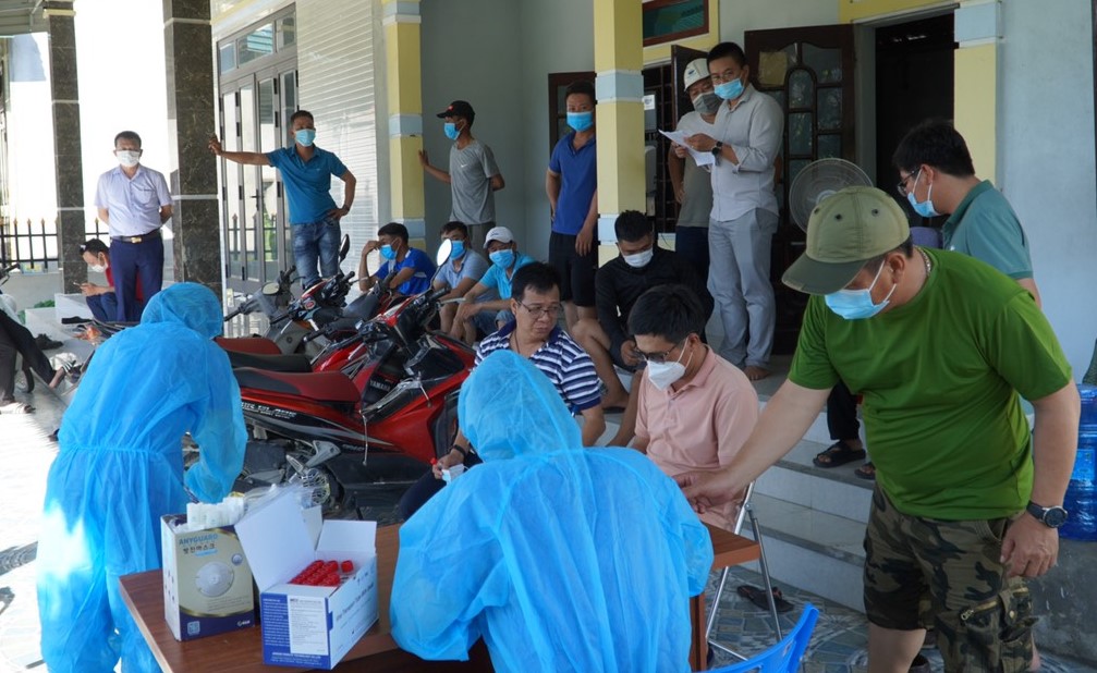 Quảng Bình: Phát hiện 3 ca dương tính SARS-CoV-2 đầu tiên trong cộng đồng