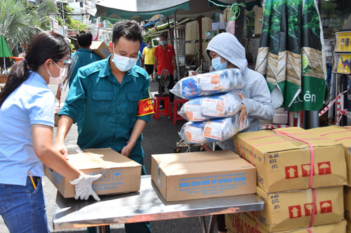 Chương trình "Thực phẩm miễn phí cùng cả nước chống dịch": Kết nối từ vạn tấm lòng