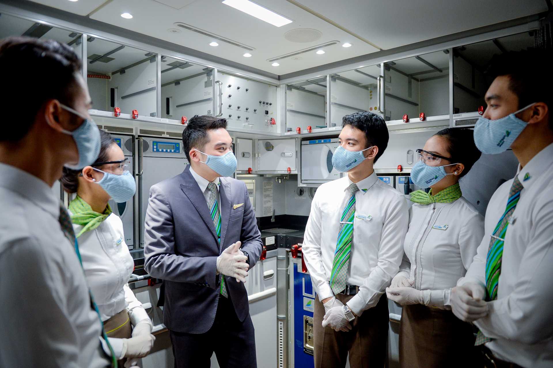 Các chuy&ecirc;́n bay đặc bi&ecirc;̣t của Bamboo Airways đưa người d&acirc;n B&igrave;nh Định từ TP HCM v&ecirc;̀ qu&ecirc; - Ảnh 2.