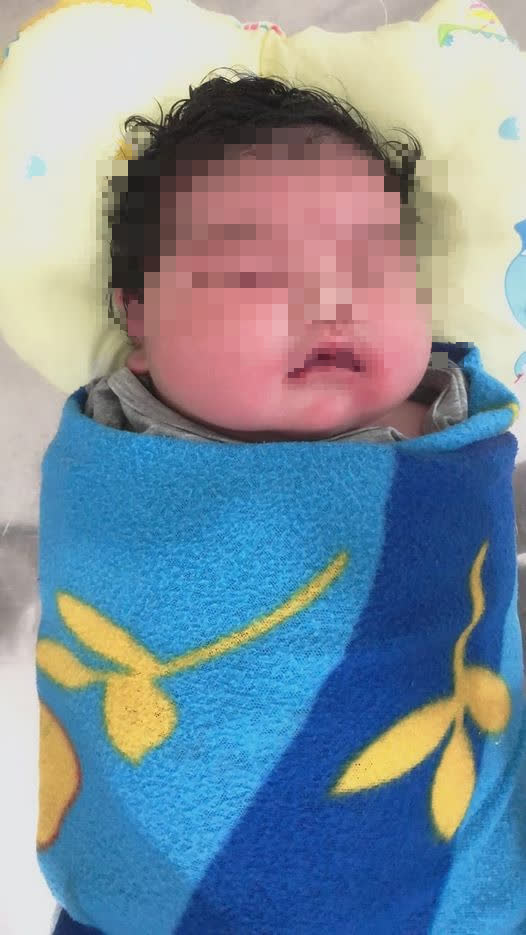Hà Tĩnh: Bé gái chào đời nặng đến 6,2 kg