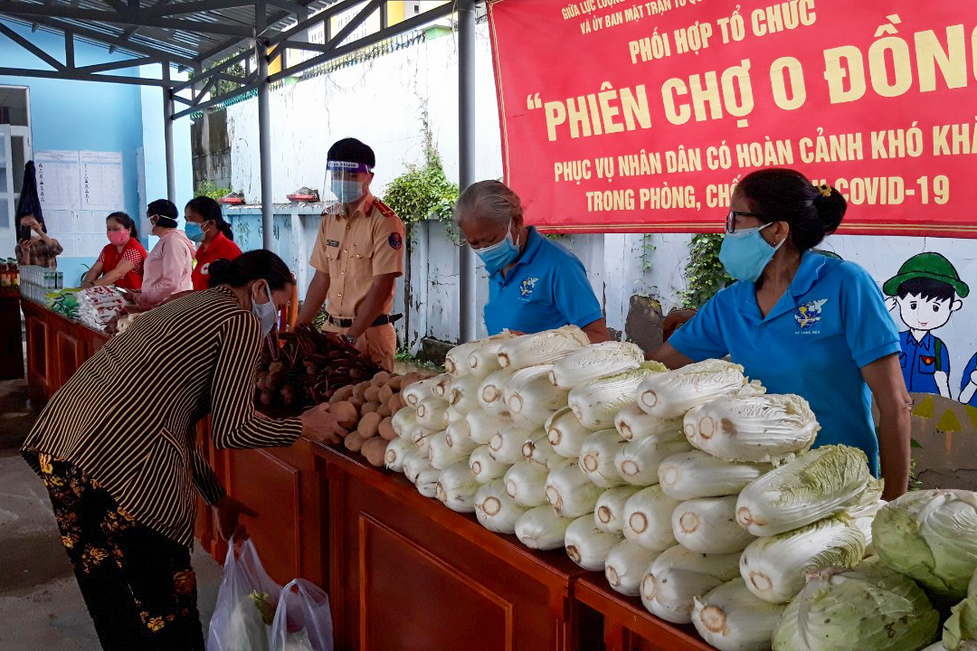 "Phiên chợ 0 đồng" tiếp tục đồng hành với người dân Cần Giờ