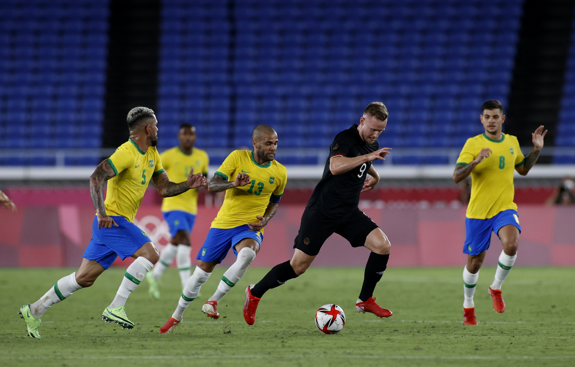 Olympic Tokyo: Brazil đ&aacute;nh bại Đức, Argentina thua sốc &Uacute;c - Ảnh 3.