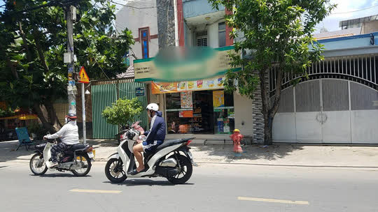 Sơ hở quá lớn ở các cửa hàng tiện lợi tại  TP HCM