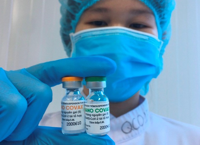 Xem xét cấp phép khẩn cấp vắc-xin Covid-19 Nano Covax