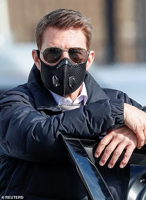 B&ecirc;n trong du thuyền sang trọng m&agrave; Tom Cruise nghỉ dưỡng - Ảnh 6.