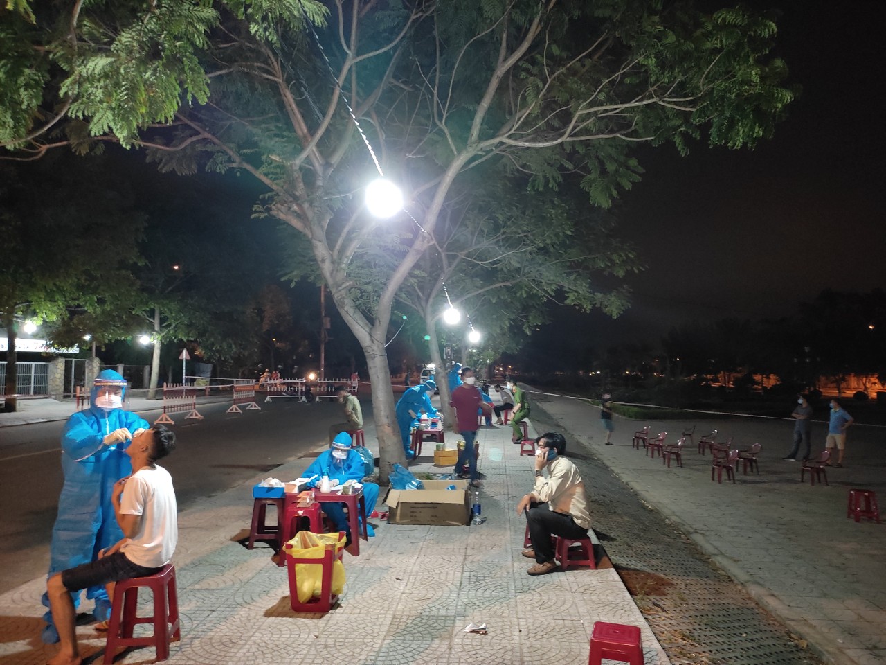 Bảo vệ công ty nghi mắc Covid-19, Quảng Nam xét nghiệm 2.000 công nhân