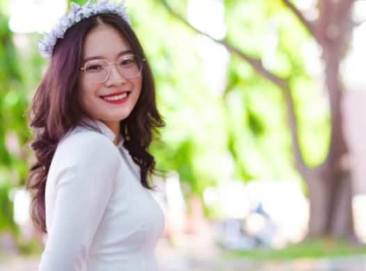Bộ GD-ĐT l&ecirc;n tiếng về điểm 10 tiếng Anh thi tốt nghiệp THPT tăng đột biến g&acirc;y x&ocirc;n xao - Ảnh 1.