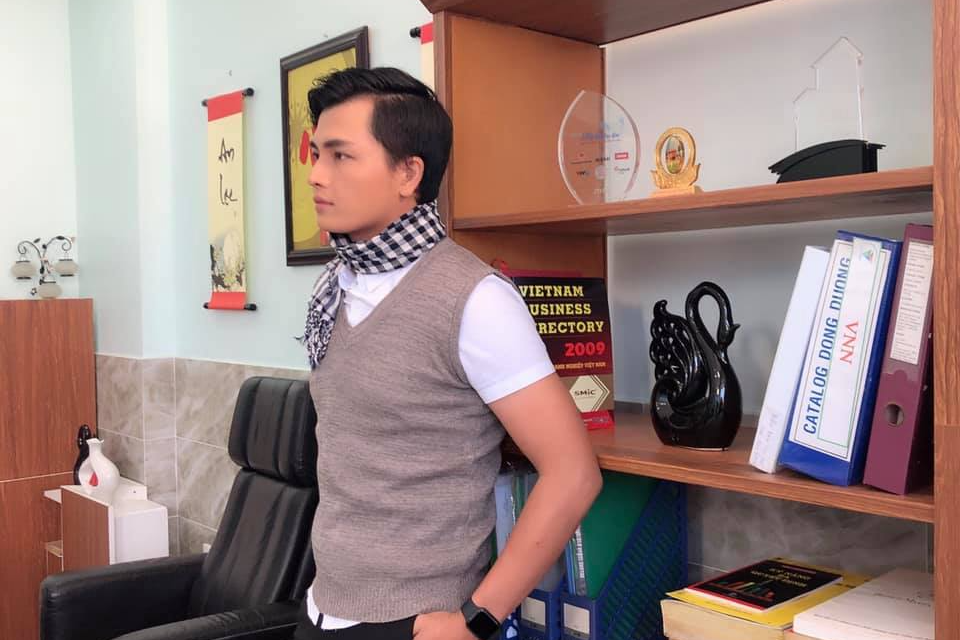 “Nam thần” Mã Hiểu Đông trong phim mới “Công sở kế”- gian nan người trẻ khởi nghiệp trong nghề truyền thông