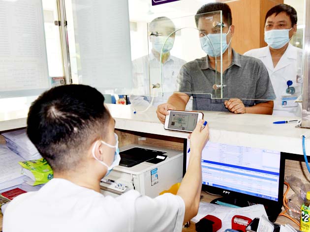 Bảo hiểm y tế - tấm thẻ “vàng” cho sức khỏe