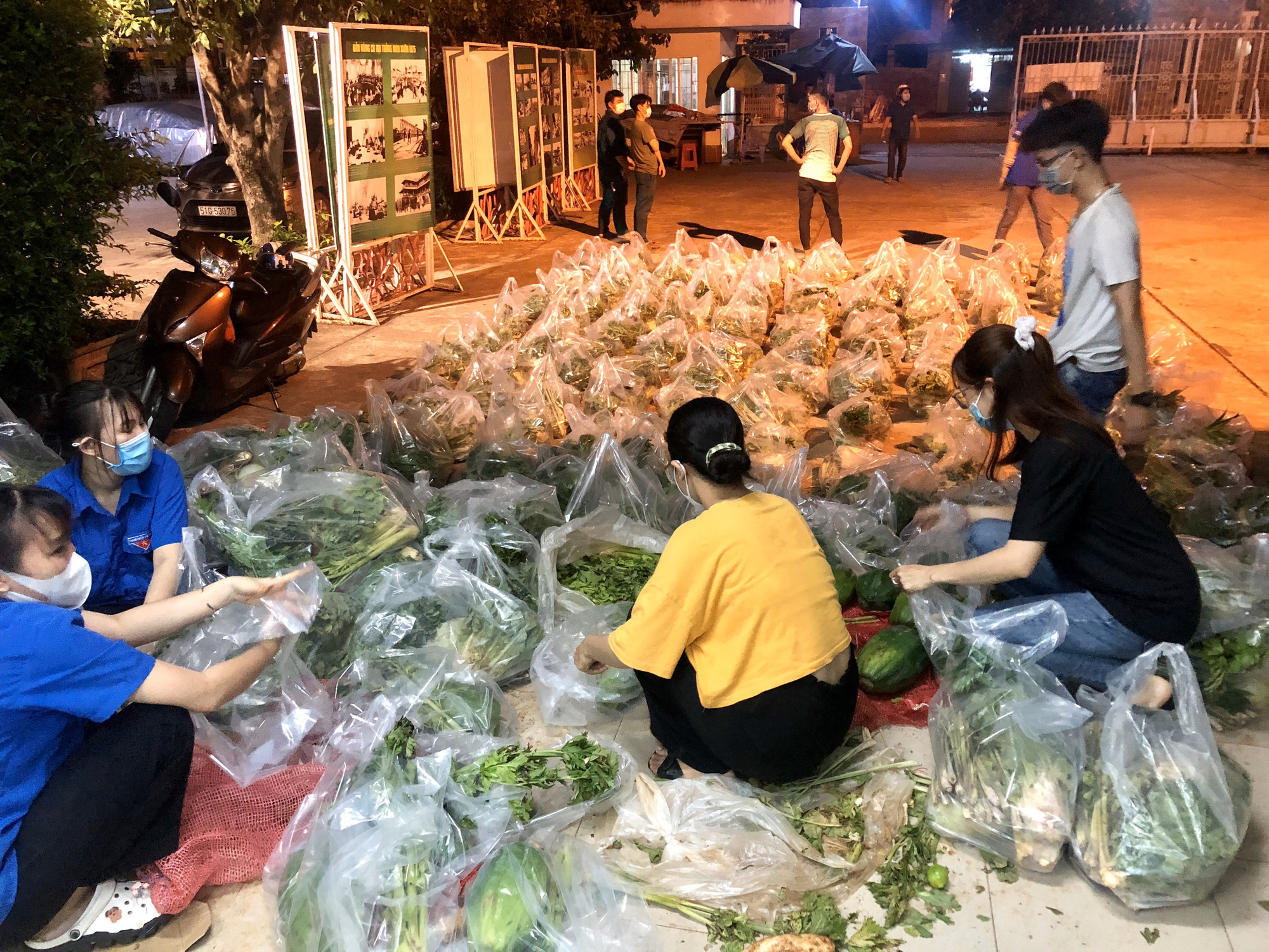 Dịch Covid-19: Mang chợ đến nhà - Ảnh 3.