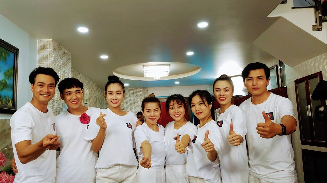 &ldquo;Nam thần&rdquo; M&atilde; Hiểu Đ&ocirc;ng trong phim mới &ldquo;C&ocirc;ng sở kế&rdquo;- gian nan người trẻ khởi nghiệp trong nghề truyền th&ocirc;ng - Ảnh 2.