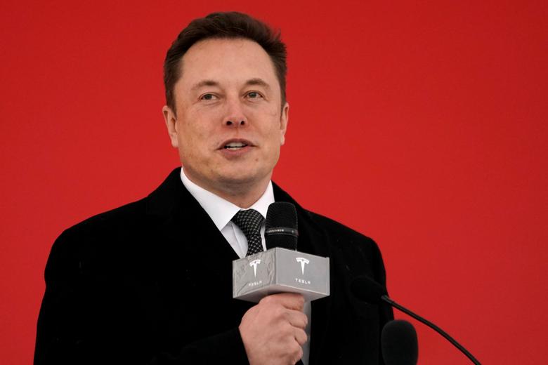 Cạnh tranh tỉ ph&uacute; Musk, tỉ ph&uacute; Bezos chơi sộp với NASA - Ảnh 2.