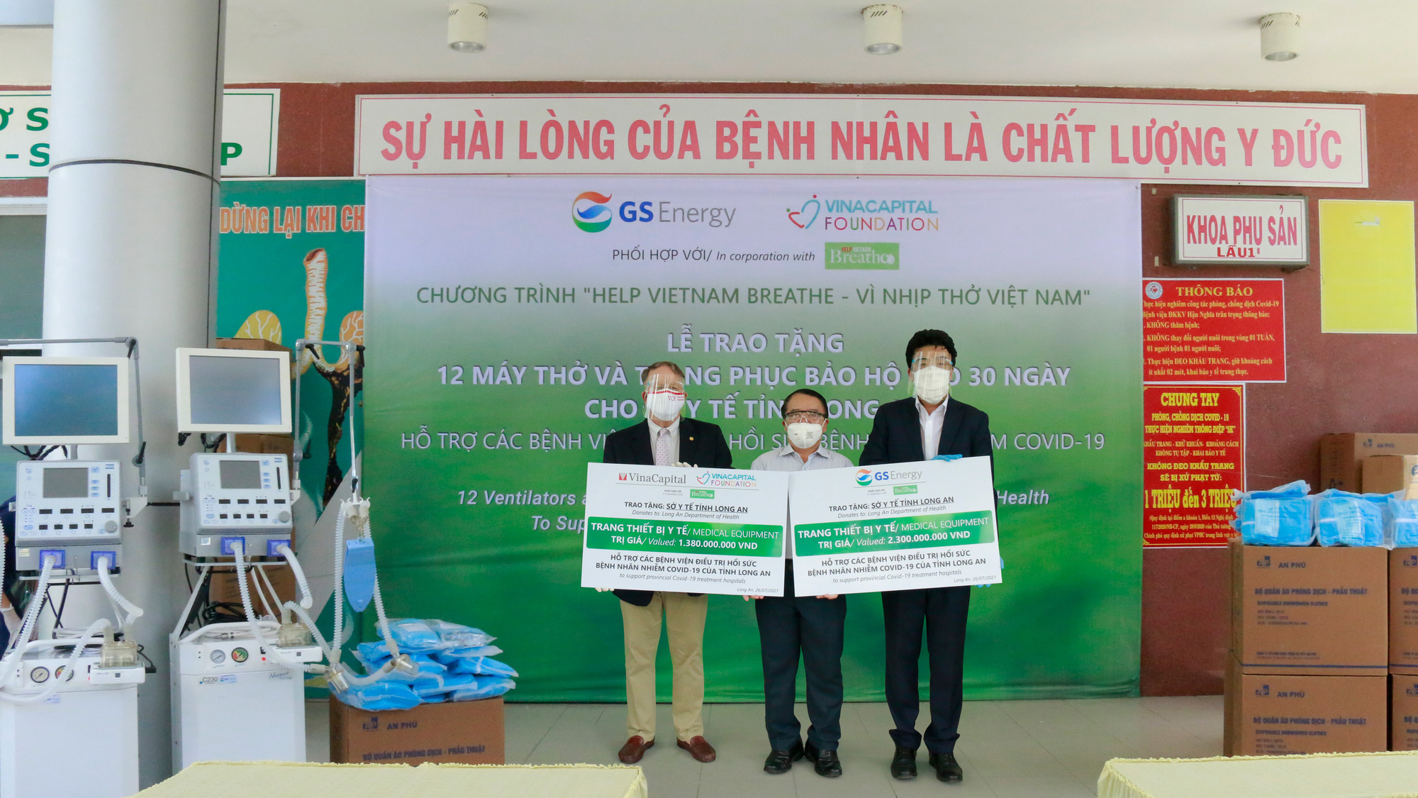 Vinacapital và GS Energy tặng 12 máy thở, trang phục bảo hộ cho Long An - Ảnh 2. Vinacapital và GS Energy tặng 12 máy thở, trang phục bảo hộ cho Long An - Ảnh 2.
