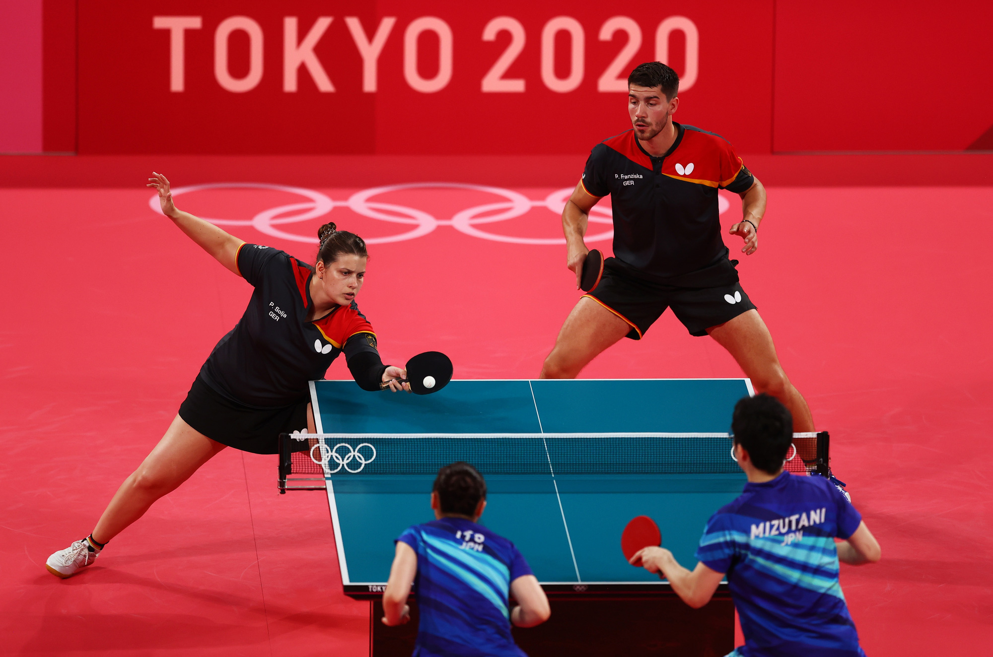 Địa chấn b&oacute;ng b&agrave;n Olympic Tokyo! - Ảnh 4.