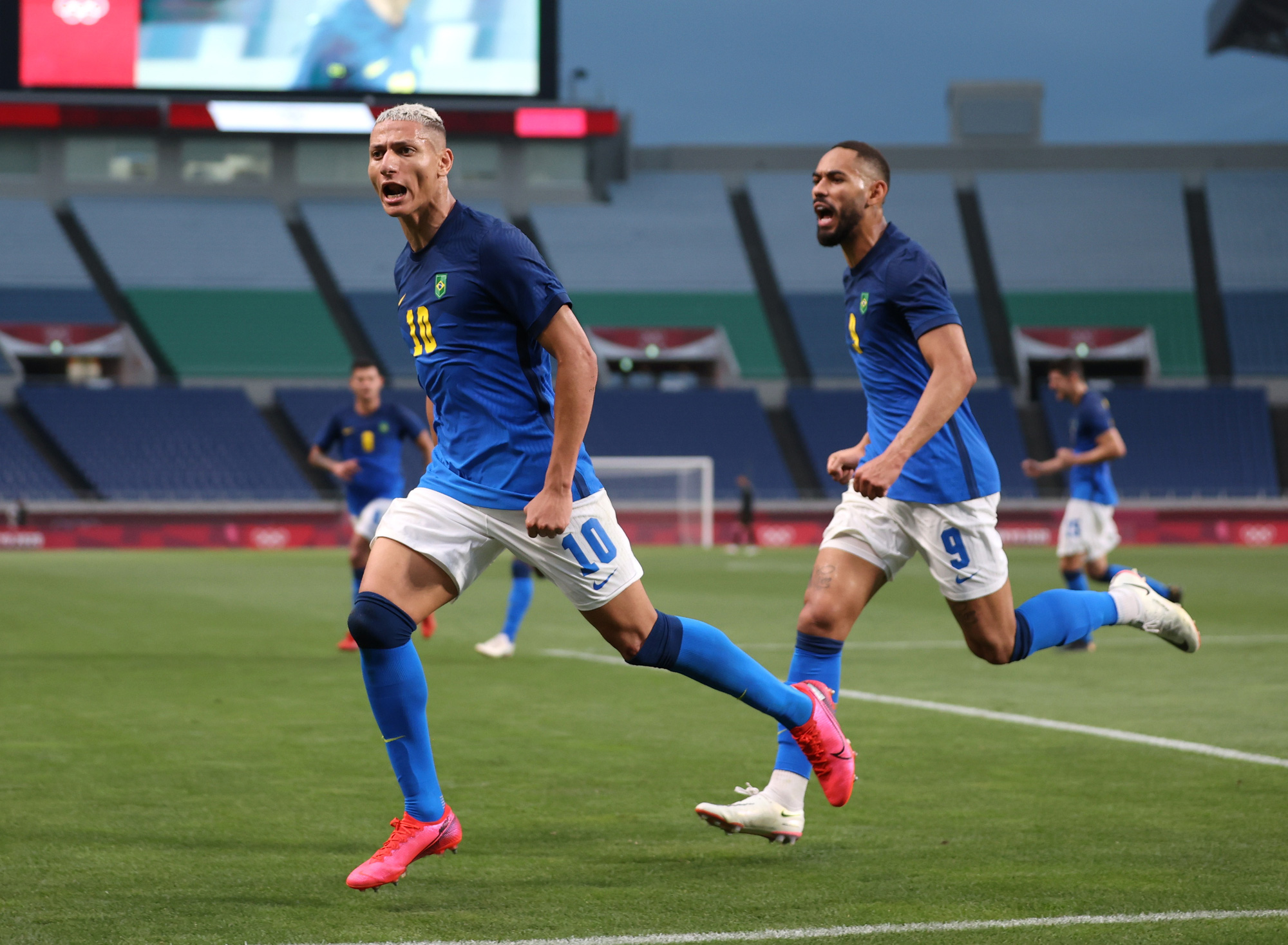 H&agrave;n Quốc, Brazil v&agrave;o tứ kết b&oacute;ng đ&aacute; nam Olympic Tokyo - Ảnh 3.
