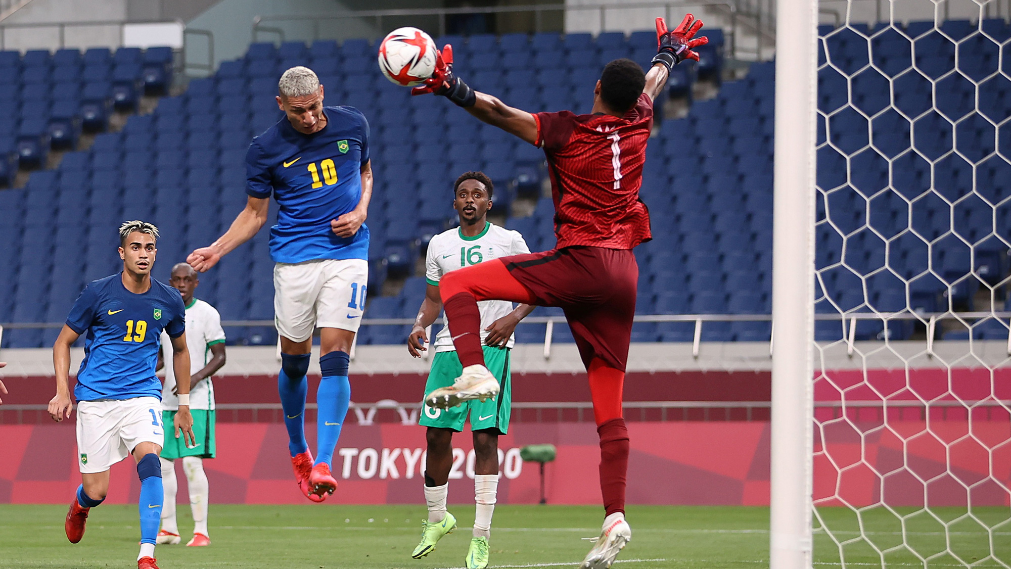 H&agrave;n Quốc, Brazil v&agrave;o tứ kết b&oacute;ng đ&aacute; nam Olympic Tokyo - Ảnh 1.