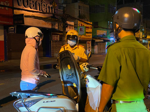 Hai đêm "đặc biệt" ở TP HCM