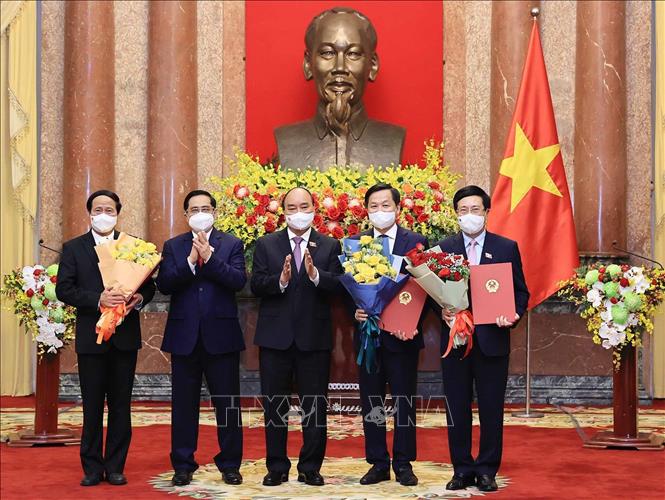 Chủ tịch nước trao Quyết định bổ nhiệm thành viên Chính phủ - Ảnh 1.