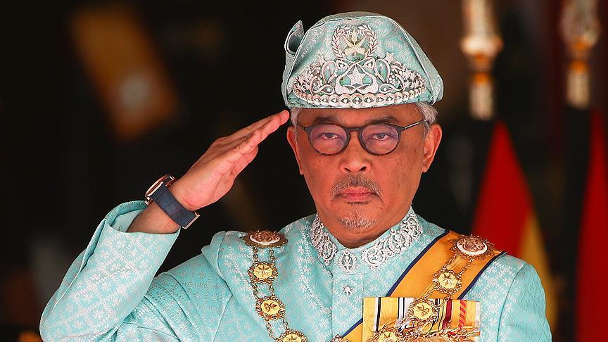 Quốc vương Malaysia khiển trách chính phủ vì "bị qua mặt"