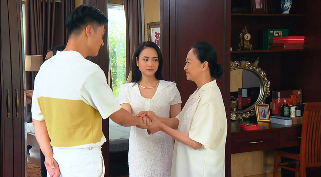 “Hương vị tình thân” tập 72: Long - Nam tái ngộ, khán giả vẫn chê! - Ảnh 1.