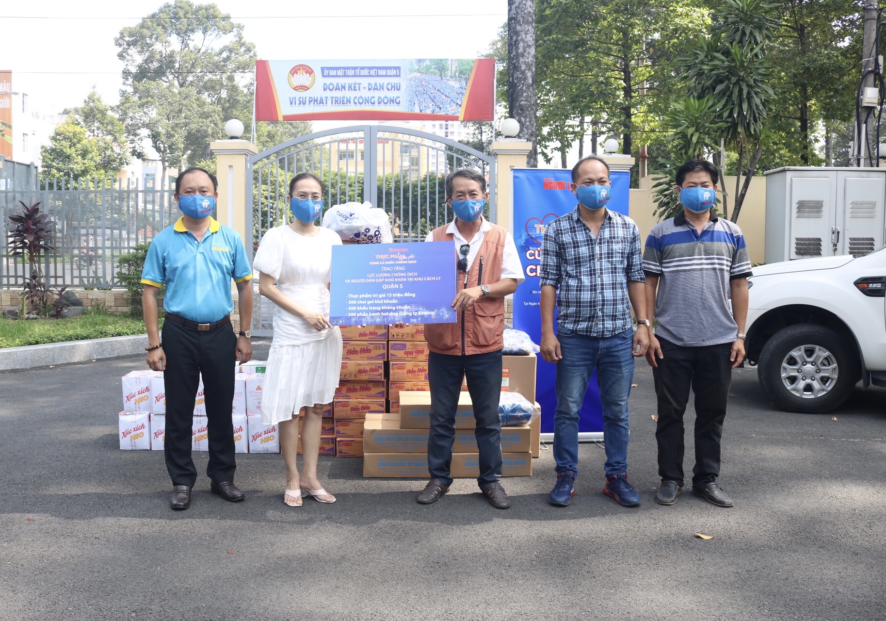 "Thực phẩm miễn phí cùng cả nước chống dịch" đến với người dân quận 5 và huyện Củ Chi