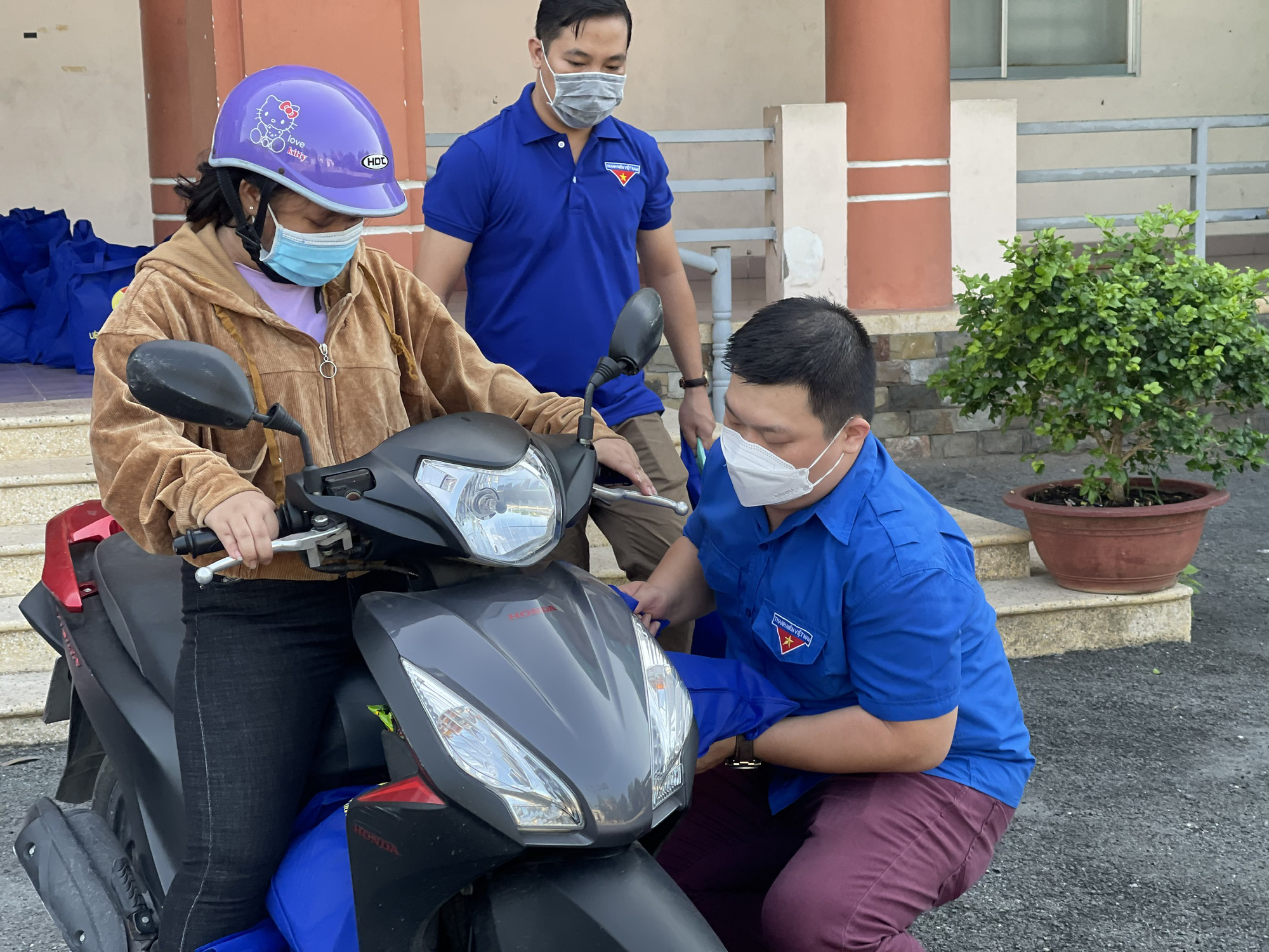 TP HCM: 4 đội hình tình nguyện "chia lửa" cùng LĐLĐ TP Thủ Đức và các quận, huyện