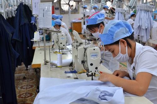Bổ sung giải pháp hỗ trợ người dân, doanh nghiệp chịu tác động của dịch Covid-19