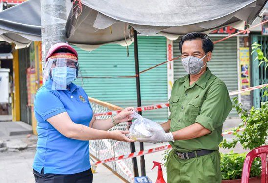 Chăm lo cho đoàn viên, lao động khó khăn