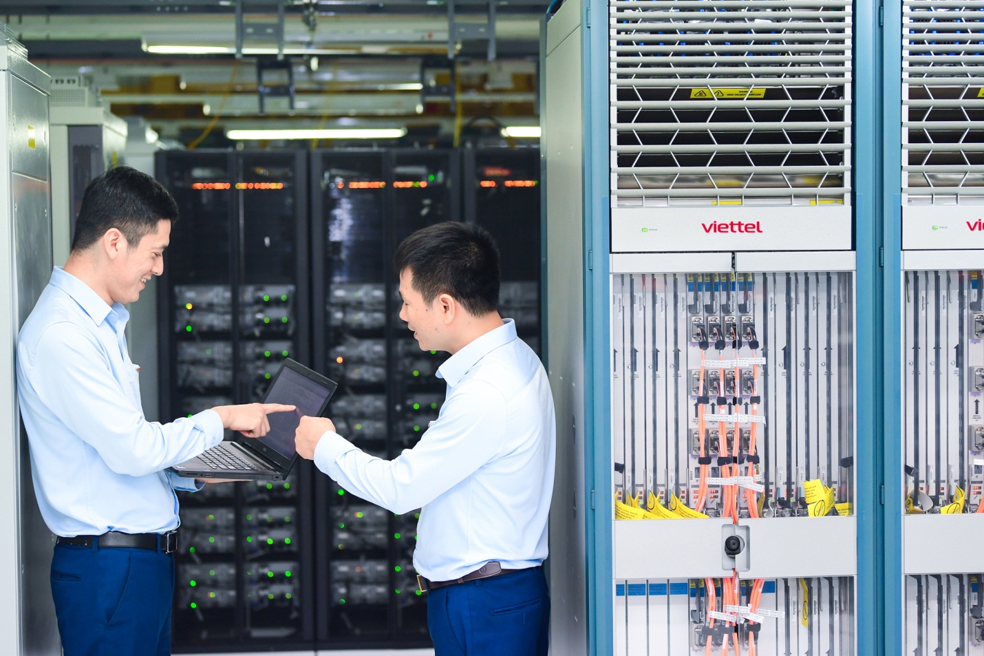 Viettel đẩy mạnh chuyển đổi số trong quản trị doanh nghiệp v&agrave; ứng dụng nhiều c&ocirc;ng nghệ ph&ograve;ng chống dịch Covid-19 - Ảnh 2.