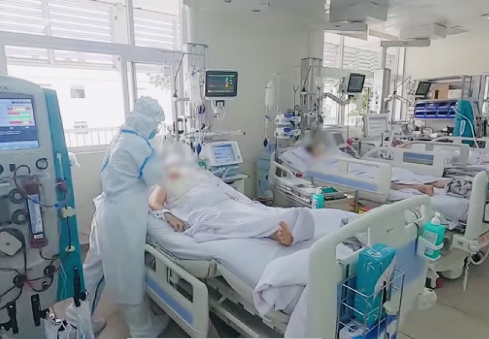 Bộ Y tế thành lập 12 trung tâm hồi sức tích cực Covid-19 với gần 8.000 giường
