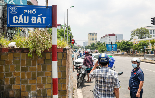 CLIP: Tiếp tế lương thực cho phường Chương Dương bị phong toả với 23 ngàn dân - Ảnh 15.