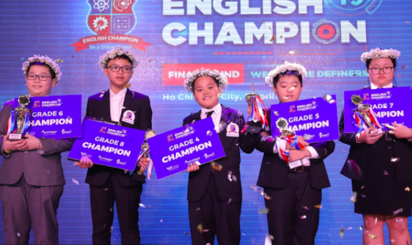 Tranh luận đối kháng nảy lửa tìm kiếm tài năng tiếng Anh