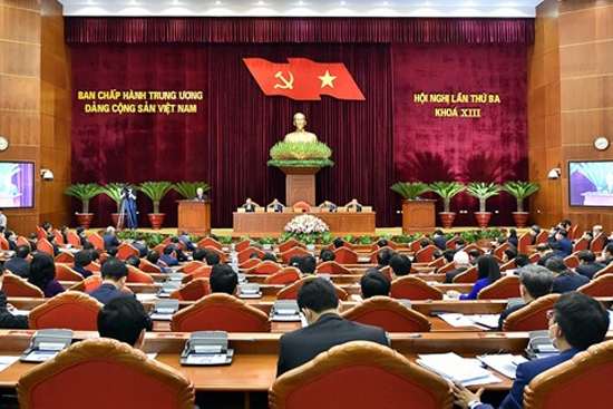 Trung ương Đảng xem x&eacute;t, quyết định về nh&acirc;n sự c&aacute;c chức danh l&atilde;nh đạo - Ảnh 2.
