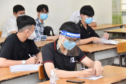 Thí sinh F1, F2 được thi đợt 1 nếu bảo đảm an toàn