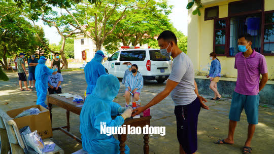 Quảng Bình: Phát hiện 1 trường hợp dương tính với SARS-CoV-2 khi nhập cảnh qua cửa khẩu