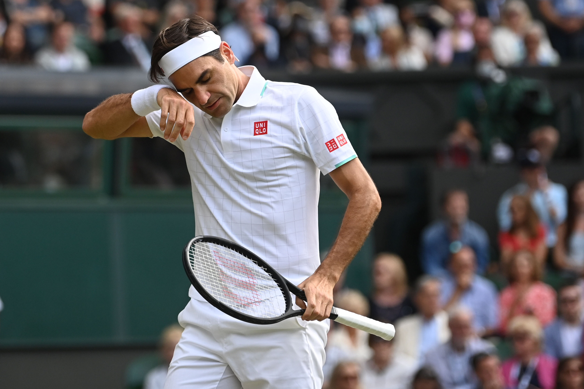 Roger Federer thua thảm tại Wimbledon 2021