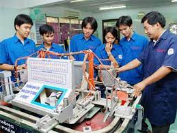 Hỗ trợ đào tạo lại nghề cho lao động bị ảnh hưởng do dịch Covid-19