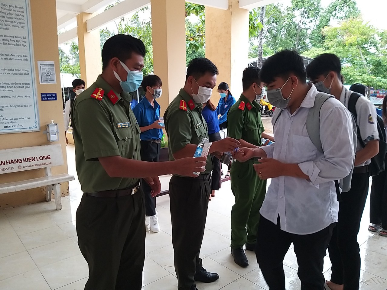 Tỉnh sau cùng ở miền Tây xuất hiện 5 ca mắc, nghi mắc Covid-19