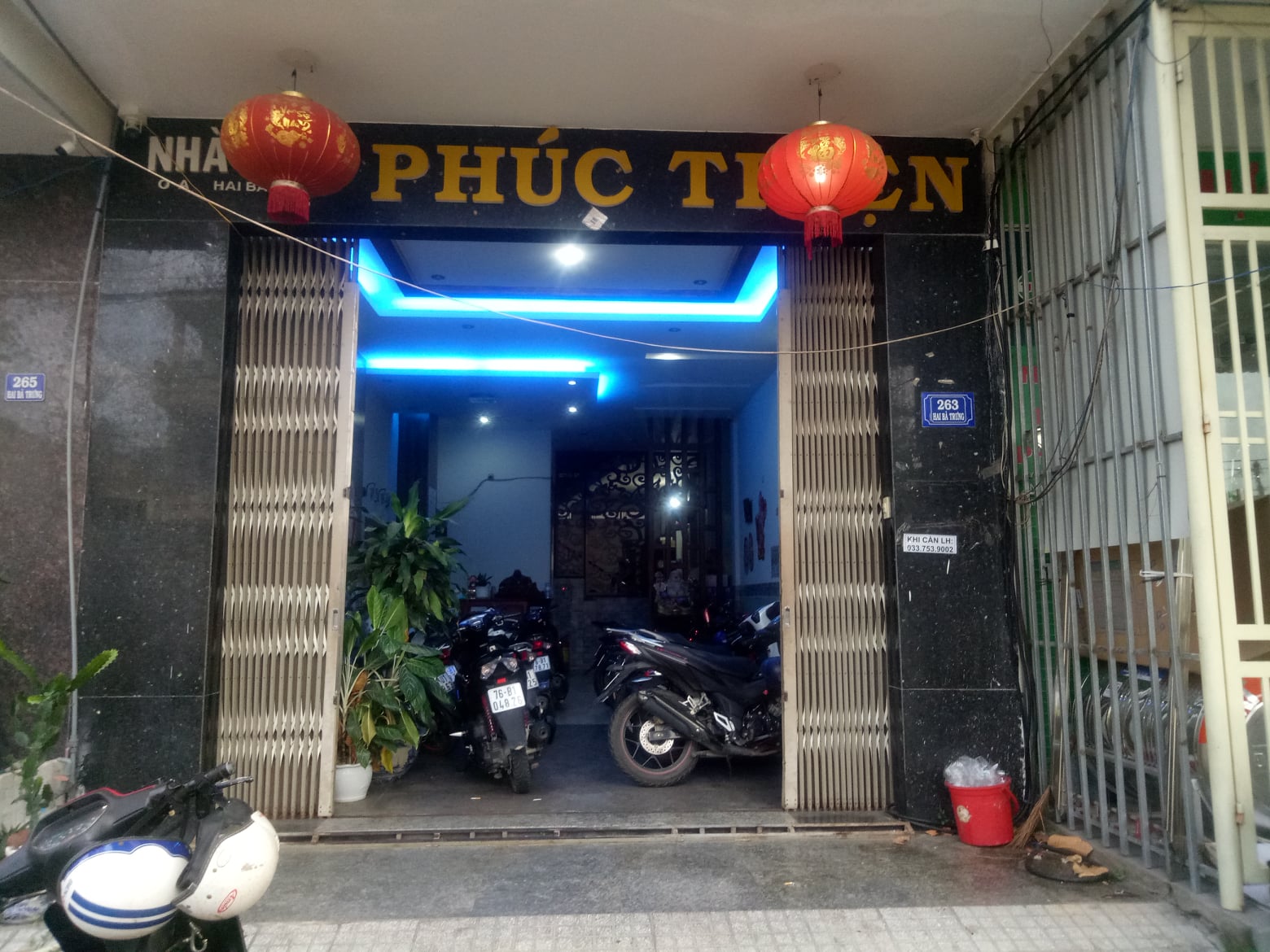 35 nam nữ tụ tập trong nh&agrave; nghỉ, bất chấp gi&atilde;n c&aacute;ch theo Chỉ thị 16 - Ảnh 2.
