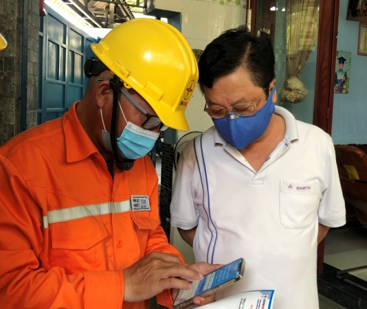EVNHCMC: Kêu gọi khách hàng giao dịch trực tuyến trong thời gian áp dụng Chỉ thị 16