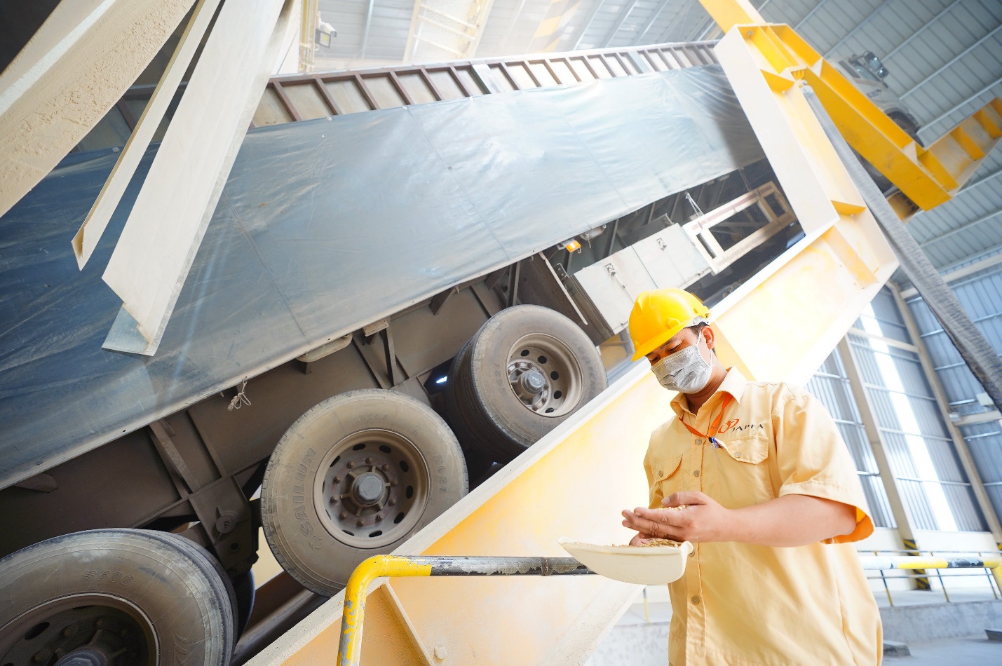 Doanh nghiệp chăn nuôi nỗ lực vượt “bão” Covid-19, duy trì tăng trưởng